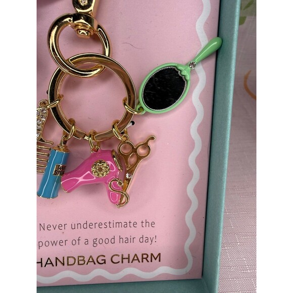Hairdresser Themed Bag Charm keychain - Picture 3 of 4